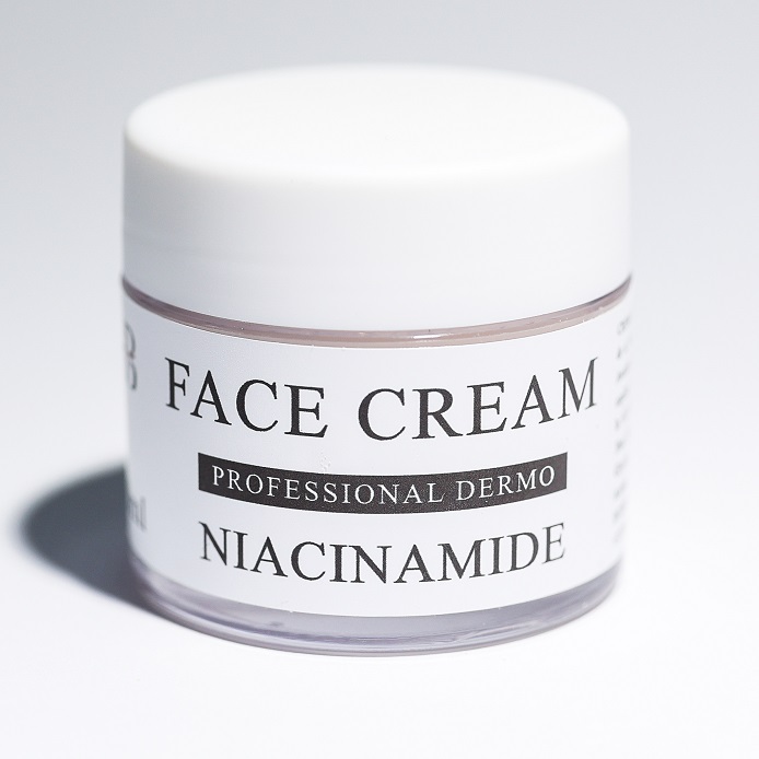 Example Product sold by WebshopName